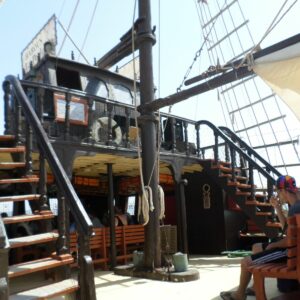 Excursion En Bateau Pirate vers L’île des Flamands Rose Djerba - Djerba ...